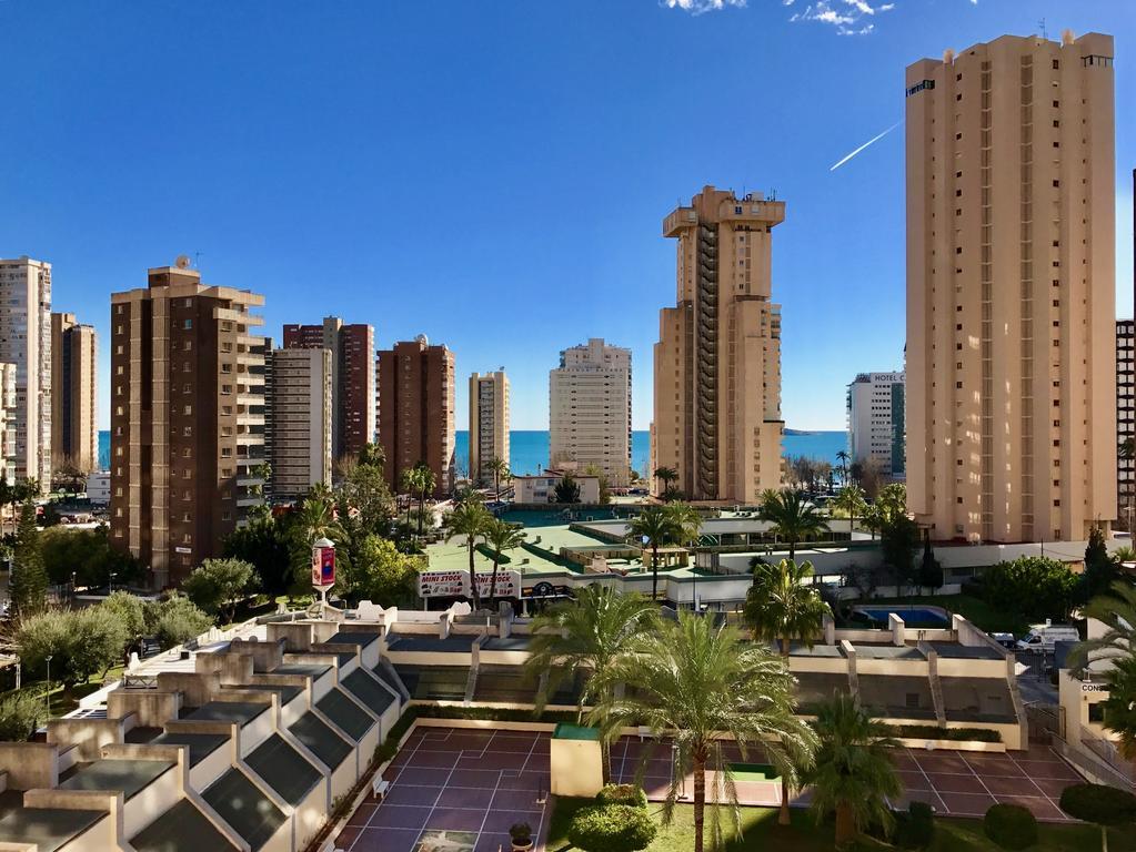 Los Gemelos 20 - Aloturin Benidorm Luaran gambar