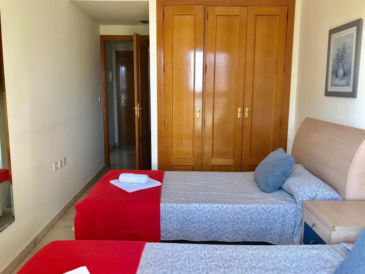 Los Gemelos 20 - Aloturin Benidorm Luaran gambar